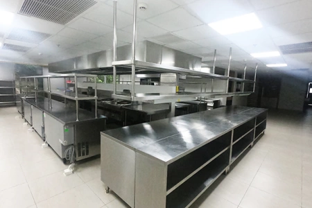 Các sản phẩm bếp công nghiệp nhà hàng khách sạn không thể thiếu