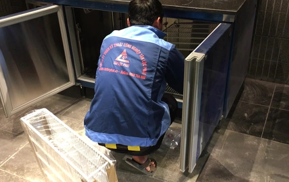 Cách chọn mua bàn mát 2 cánh chất lượng đảm bảo