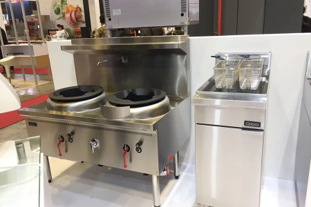 Cấu tạo và ưu điểm của bếp á công nghiệp